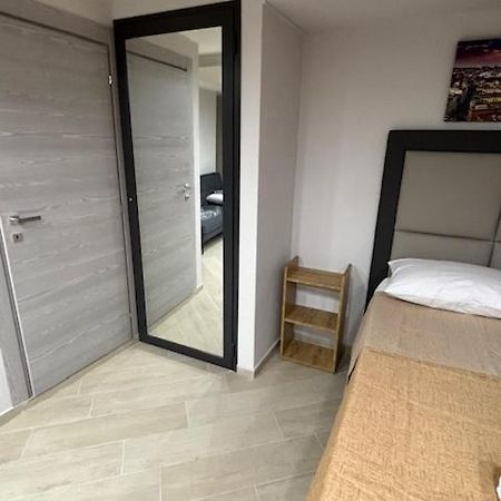 Fontanelle Appartaments Napoli Esterno foto
